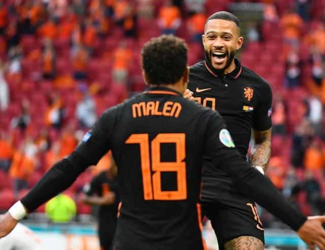 对手太多喘 对手太多喘